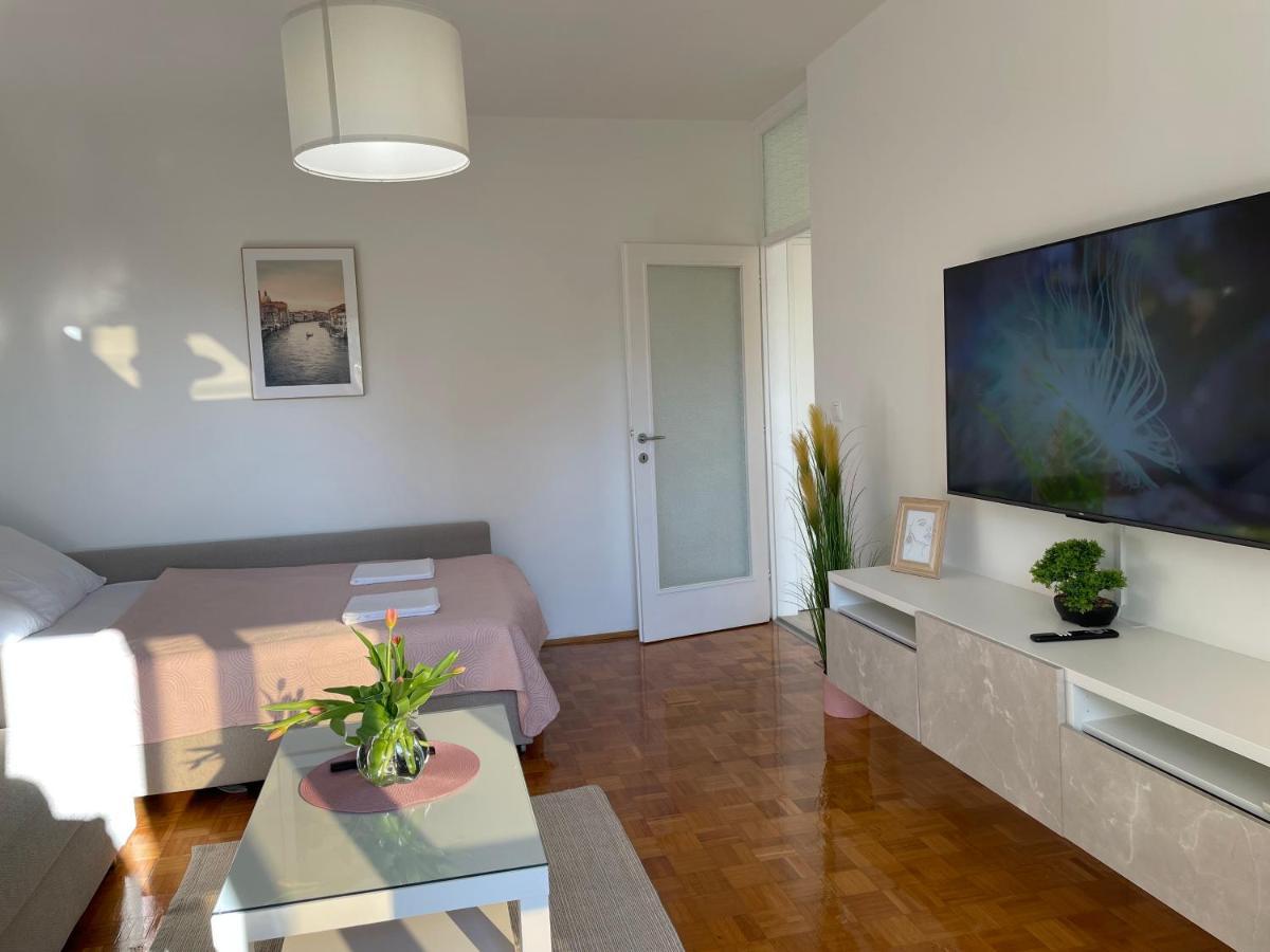Apartment Bella Veruda In Пула Екстериор снимка
